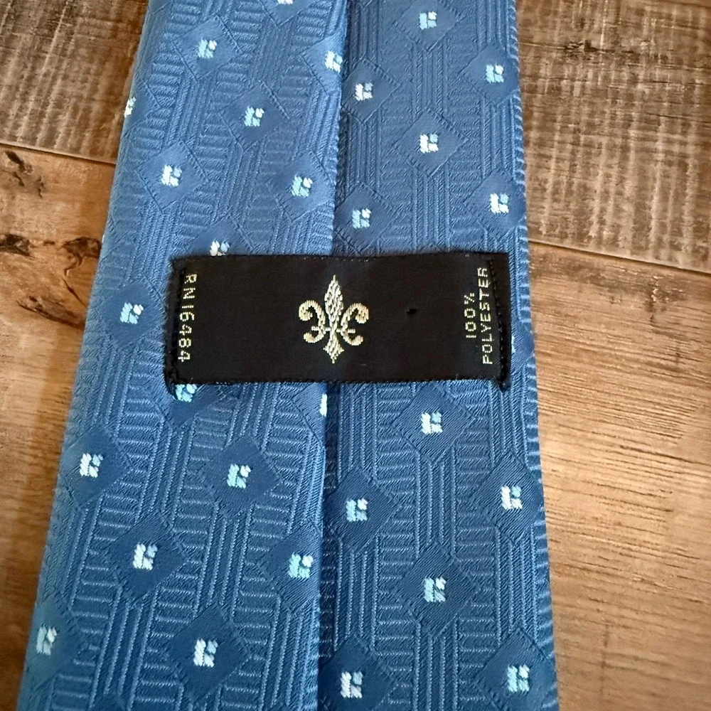 Blue Light Blue Geometric Woven Men's Tie 100% Polyester Classic 57-60